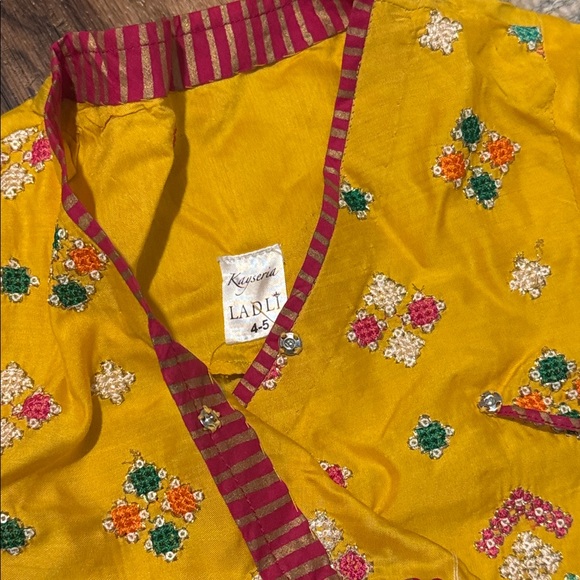 Vibrant Yellow Embroidered Dress (Kayseria) - Picture 3 of 3